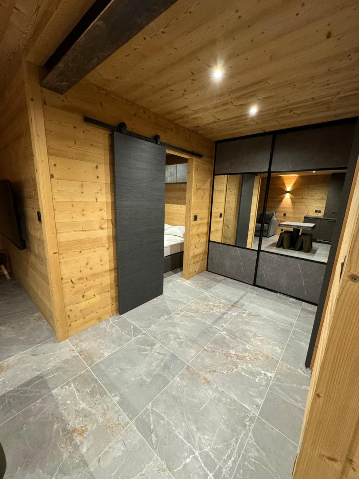 Appartement Familiale Residence Les Vans Recoin 1650 Chamrousse Exteriör bild